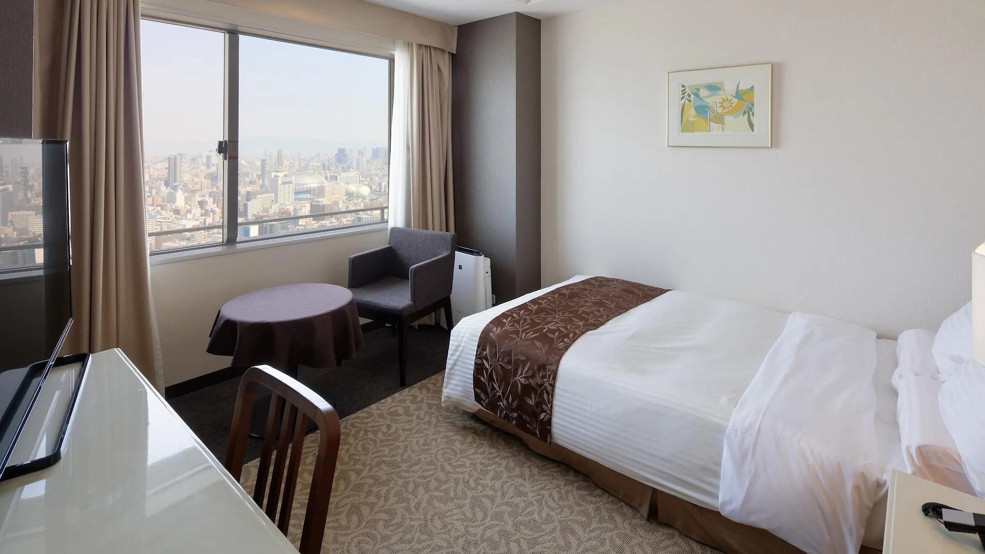 Art Hotel Osaka Bay Tower