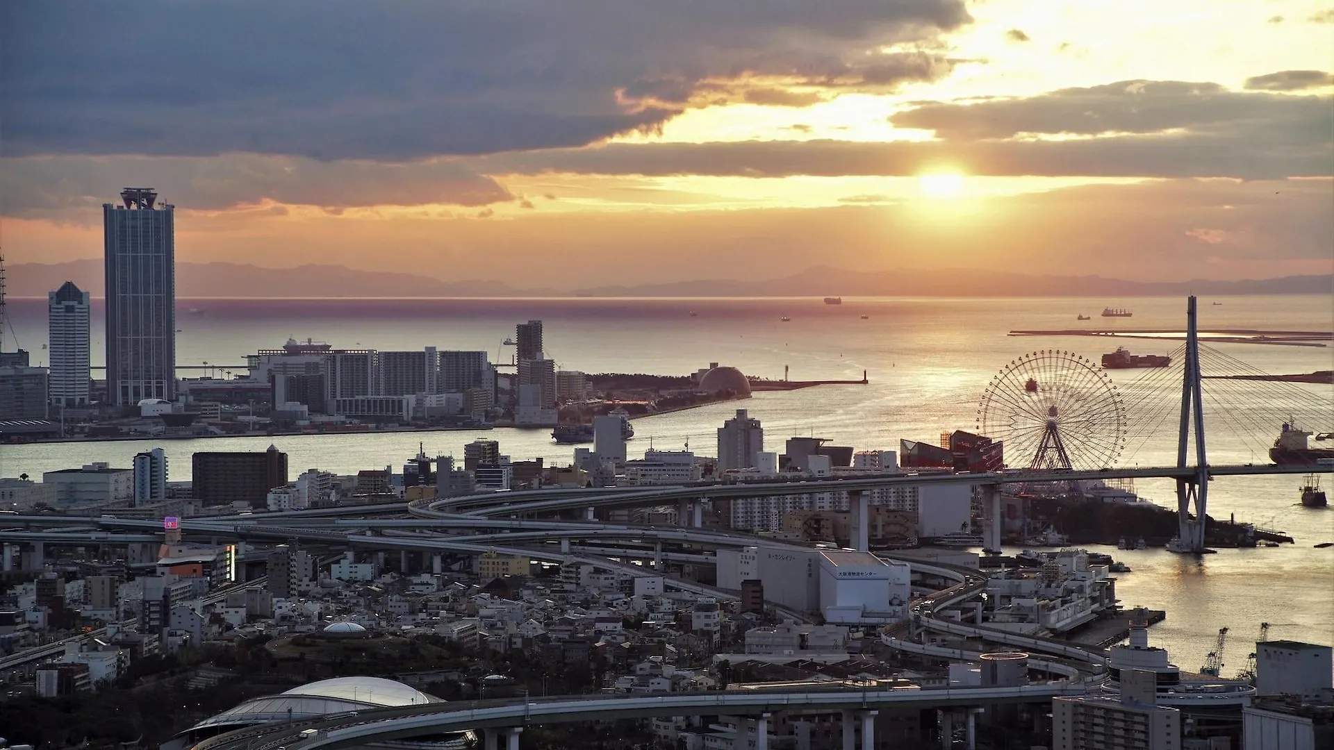 Art Hotel Osaka Bay Tower Japan