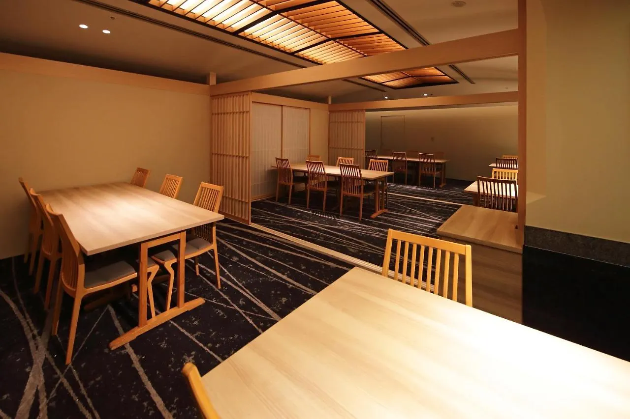 Art Hotel Osaka Bay Tower 4*,  Japan