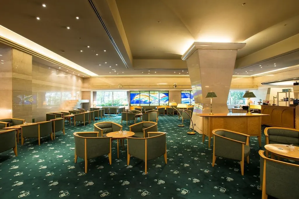 Art Hotel Osaka Bay Tower